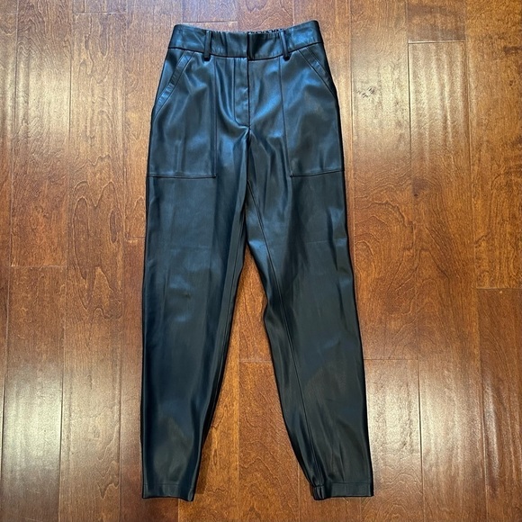 Brochu Walker The Tide Pull-On Pant, Italian Vegan Leather, Jogger Fit, Size XS - Picture 3 of 16